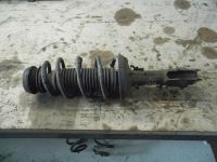 Federbein links vorn <br>VW GOLF III VARIANT (1H5) 1.9 TD