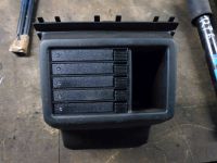 Kassettenfach <br>VW GOLF II 4TRG OHNE MOTOR-GETRIEBE