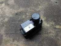 Zentralverriegelungspumpe <br>VW GOLF III (1H1) 1.6