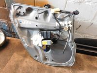 Fensterheber links hinten <br>VW GOLF IV VARIANT (1J5) 1.4 16V