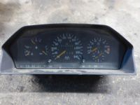 Kombiinstrument <br>MERCEDES-BENZ E-KLASSE (W124) E 220