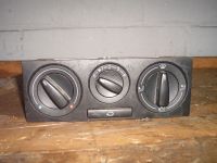 Heizungsbettigung (Konsole) <br>VW GOLF IV (1J1) 1.6